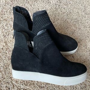 NEW Steve Madden Winnie Sneaker Bootie - Black Suede